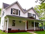 House Hunters: Beach Home in Narragansett