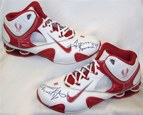 Tyrus Thomas Autographed/Hand Signed Game Used 2007 Chicago Bulls Sneakers