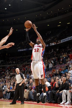 Washington Wizards v Detroit Pistons: Richard Hamilton Photographic Poster Print by Allen Einstein, 24x36