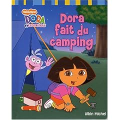 Dora fait du camping