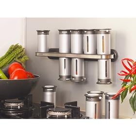 <b>Zevro MSR1400 Zero Gravity Magnetic Spice Rack (12 silver canisters)</b>