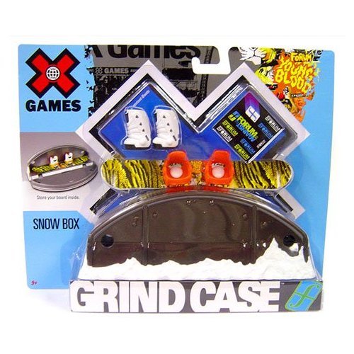 Mattel X Games Forum Youngblood Finger Snowboard w/ Snow Box