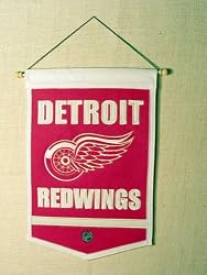 Detroit Red Wings - NHL Hockey Traditions Banner (Pennants)