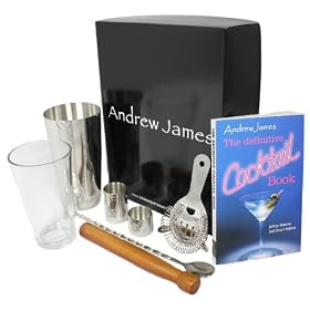 Andrew James Cocktail set including Boston Cocktail Shaker and Glass, Twisted Bar Spoon, Strainer, Wooden Muddler, 25ml and 50ml thimble measures+ FREE 192 Page Cocktail Book. Complete in an elegant gift box