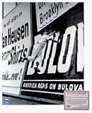 Duke Snider Brooklyn Dodgers MLB Autographed Wall Catch 16 x 20 Photograph (Unframed)
