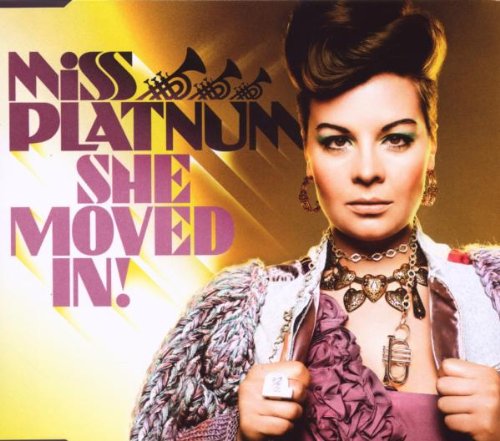 Produkt-Bild: She Moved In