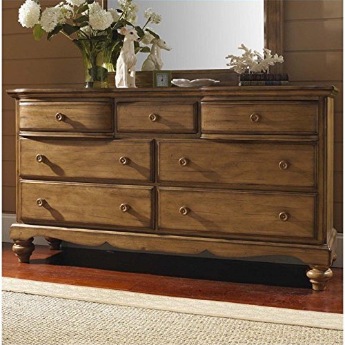 Hillsdale Furniture Hamptons Dresser DFSD4433DS