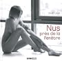 Nus pr�s de la fen�tre