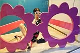 photographie Moschino shop window. est disperible en (L x H): 100 x 70 cm de R. I'Anson