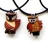 2 Stück Set Kette Ketten Eule Eulen Eulenanhänger für Verliebte Anhänger aus Holz handgefertigt Maße: 2,5 x 2 cm glatt, Kettenlänge ca. 47 cm, Liebesbeweis Freundschaftskette Lederband Metallverschluss CleanPrince natur Unikat Holzkunst Kunstgewerbe Valentinstag Handwerkskunst IDEAL GEEIGNET zu Ostern Weihnachten Geschenk Freund Freundin Muttertag Liebe Geburtstag Oma Mama Geburtstag Kindergeburtstag Geschenketüte Geburtstagstüten Holzanhänger Trachten Partner Mode Schmuck Eulenkette