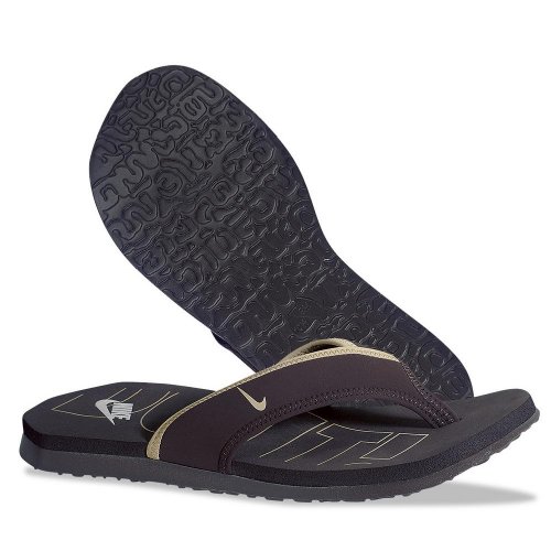 Childrens Toyshop  Sporting Goods : Nike Men's Celso Thong Plus