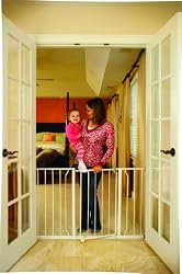 Regalo Easy Open Super Wide Walk Thru Gate - White