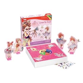Fancy Nancy Dress Up Stick-Ons Game