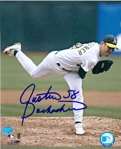 Justin Duchscherer Autographed/Hand Signed 8x10 Photo (Oakland A's)