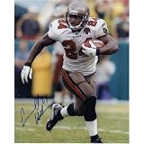 Carnell Williams Autographed Tampa Bay Buccaneers (White Jersey) 8x10 Photo