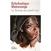 La femme aux pieds nus