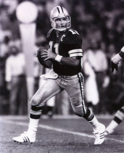 DANNY WHITE DALLAS COWBOYS 8X10 SPORTS ACTION PHOTO (D-1)