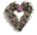 NEW 18 OLD FASHIONED HEART Shaped PRESERVED FERN Baby Breath WILD ROSE Flower WREATH