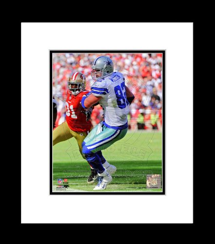 Dallas Cowboys Jason Witten 2011 Action Framed Picture 8x10