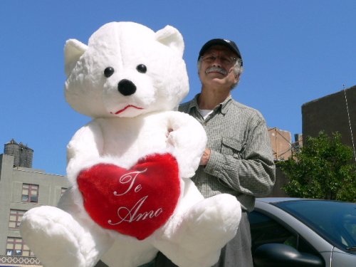 51IqKYixHCL GIANT 60 TEDDY BEAR HOLDING  TE AMO  HEART   COLOR: WHITE   PERFECT FOR VALENTINES DAY OR ANY DAY YOU WANT TO SAY  I LOVE YOU  AMERICAN MADE IN THE USA AMERICA