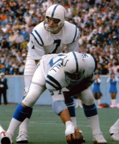 BERT JONES BALTIMORE COLTS 8X10 SPORTS ACTION PHOTO (K)