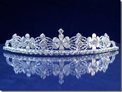 Bridal Wedding Tiara Crown With White Flowers 46525