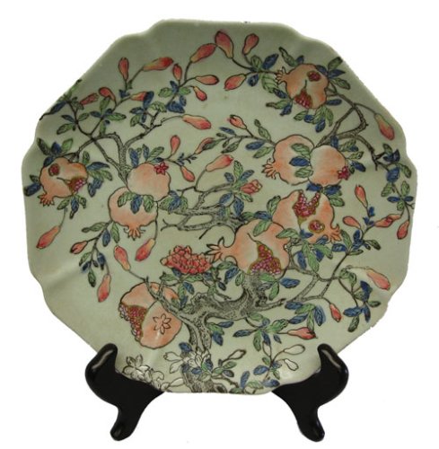 Decorative Chinese hand painted porcelain plate, scalloped edge - Pomegranates