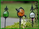 Outdoor Living : 3 Piece Solar Glass Garden Globes