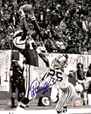 Harold Carmichael Autographed/Hand Signed Philadelphia Eagles 8x10 Photo (Black & White)