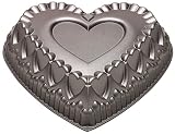Wilton Dimensions Cast-Aluminum Nonstick Crown of Hearts Pan