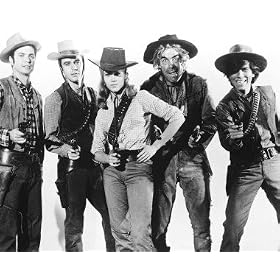 JANE FONDA AS CATHERINE 'CAT' BALLOU, LEE MARVIN AS KID SHELLEEN/TIM STRAWN, MICHAEL CALLAN AS CLAY BOONE FROM CAT BALLOU - Photo cin�matographique en noir et blanc - (Choix de 4 tailles)