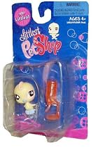 Hasbro Year 2008 Littlest Pet Shop Single Pack "Littlest" Series Bobble Head Pet Figure Set #721 - Yellow Parakeet Bird with Water Bottle Bird Feeder