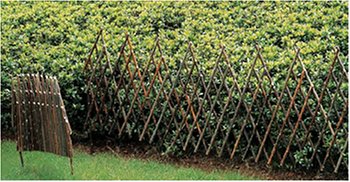 Expandable Picket Fence Edging