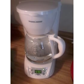 Black & Decker DLX1050 12-Cup Programmable Coffeemaker with Glass Carafe