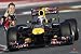 Sebastian Vettel ist 2010 erstmals Formel 1 Weltmeister geworden. Das Poster von Vettel mit seinem 
Red Bull zeigt ihn voll in Aktion. Meist haben die Konkurrenten von Sebastian Vettel den Weltmeister 
von hinen gesehen, dieses Poster zeigt ihn jubelnd und seinen Red Bull Formel 1 Rennwagen von vorn.
