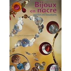 Bijoux en nacre : Perles et boutons