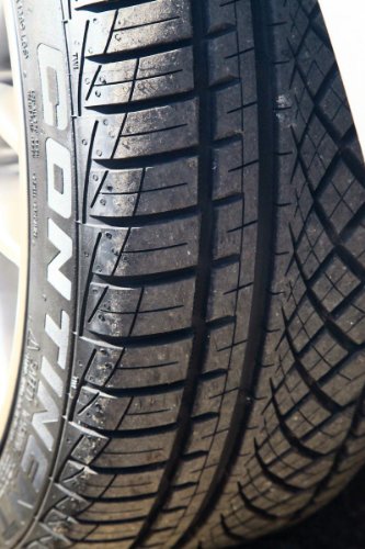 CONTINENTAL DWS EXTREME 4PLY BW - P235/30R20 88Y