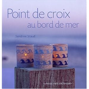 Point de croix au bord de mer