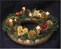 Christmas Advent Ring with Light Candles & Gingerbread Decorations
