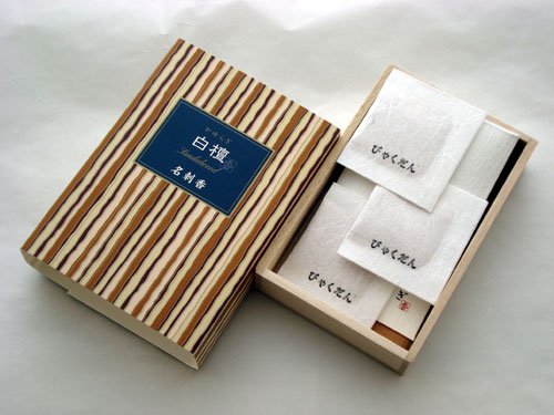 かゆらぎ 白檀（びゃくだん）　名刺香　桐箱６入