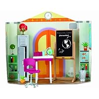 Dora Links School Playset