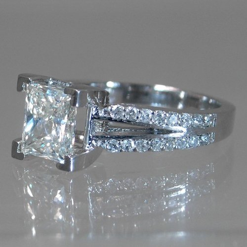 14k White Gold Bridal Wedding Band Princess with Round Accents Diamond Ring (1 1/2 ctw, G Color, SI2 I1 Clarity) 51Jo5gEmQvL 14k White Gold Bridal Wedding Band Princess with Round Accents Diamond Ring (1 1/2 ctw, G Color, SI2 I1 Clarity)