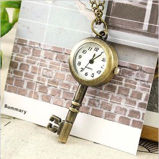 Court table Vintage Bronze Key Shape Pendant Necklace Watch