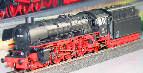 Maerklin H0 Dampflokomotive BR 01 mfx + Sound aus 29010