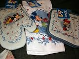 Disney,MICKEY & MINNIE 4 Piece Set , Kitchen Towel , 2 Pot Holders, Oven Mit ,