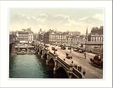 The bridge Glasgow Scotland, c. 1890s, (L) Library Image