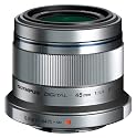 Olympus - V311030SE000 - Objectif M. Zuiko Digital 45 mm ET-M4518 - Argent