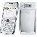 Nokia E72 Navi Smartphone (6 cm (2,3 Zoll) Display, Bluetooth,  5 Megapixel Kamera, QWERTZ-Tastatur) wei�