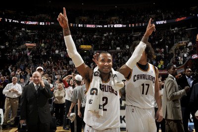 Milwaukee Bucks v Cleveland Cavaliers: Mo Williams Photographic Poster Print by David Liam Kyle, 28x42