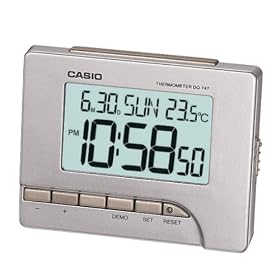 Casio Reveil - DQ-747-8EF - R�veil - Quartz Digitale - Multifonctions - Gris